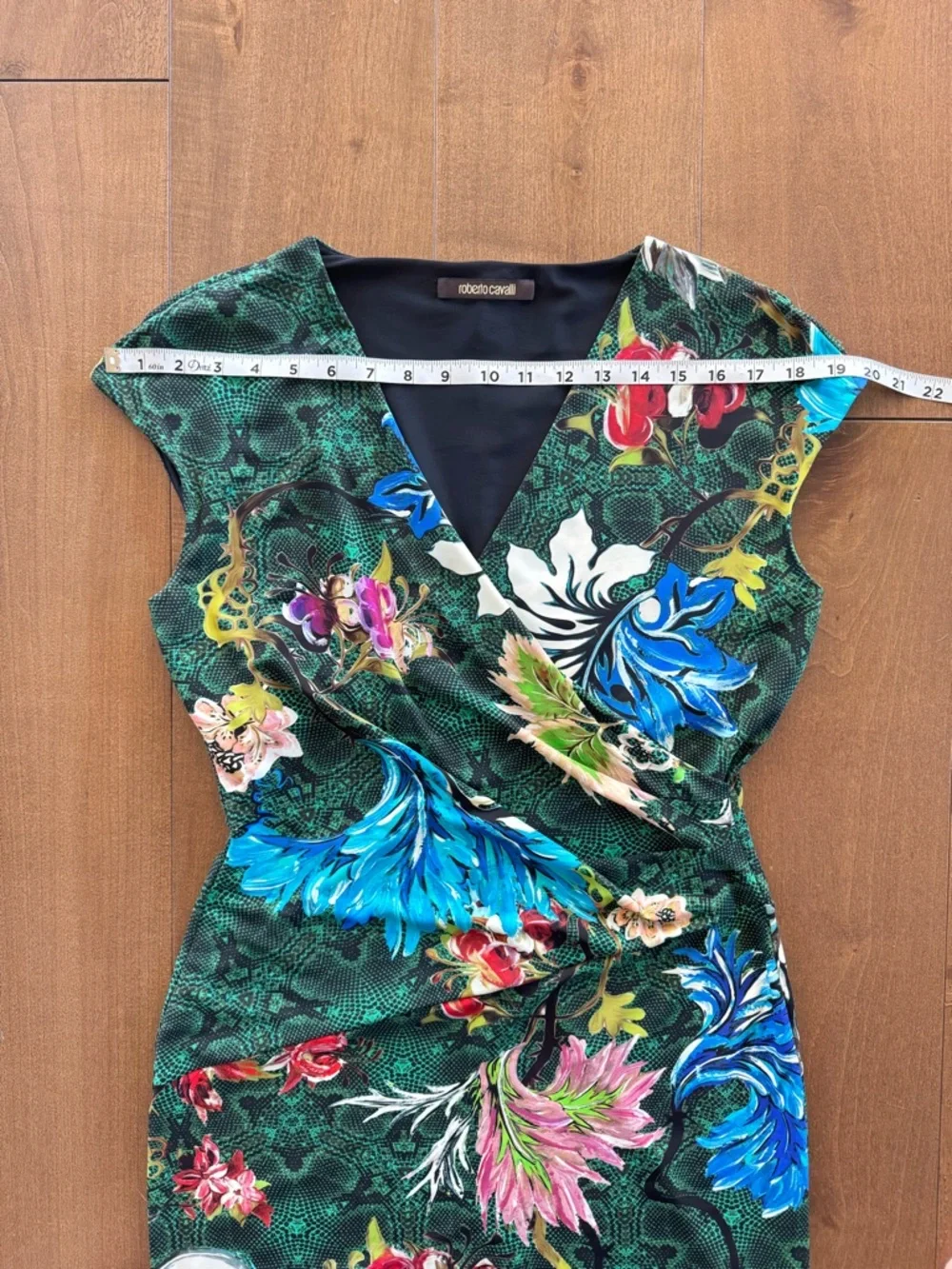 Roberto Cavalli Green Floral-Print V-Neck Midi Dress - Picture 6 of 11